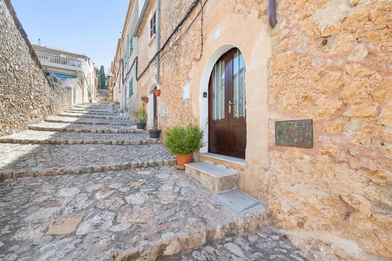 Villa Bona Vista With Mountain Views By Bebreeze à Pollença